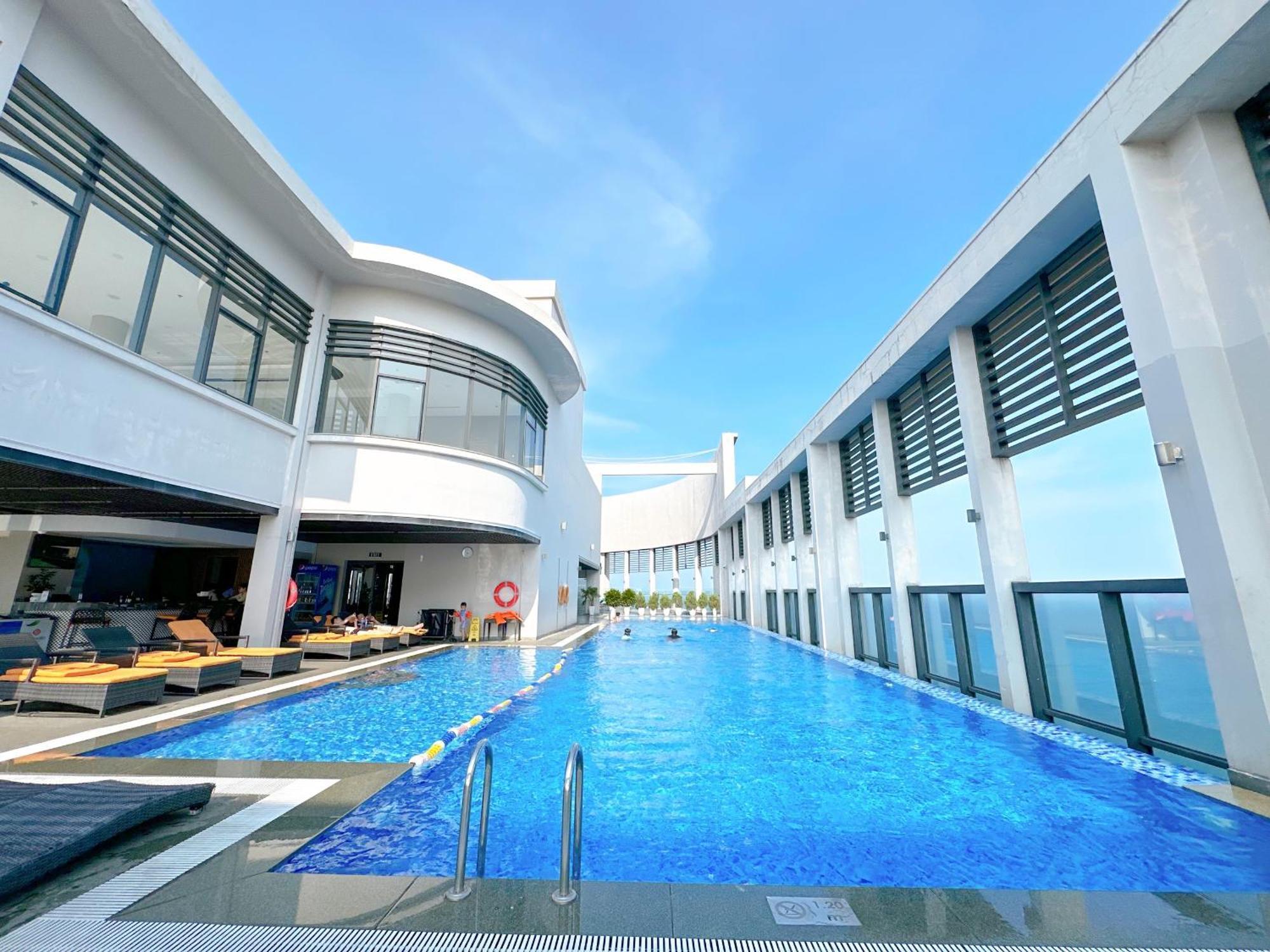 Luxury Apt Opposite Mykhe Beach ดานัง ภายนอก รูปภาพ