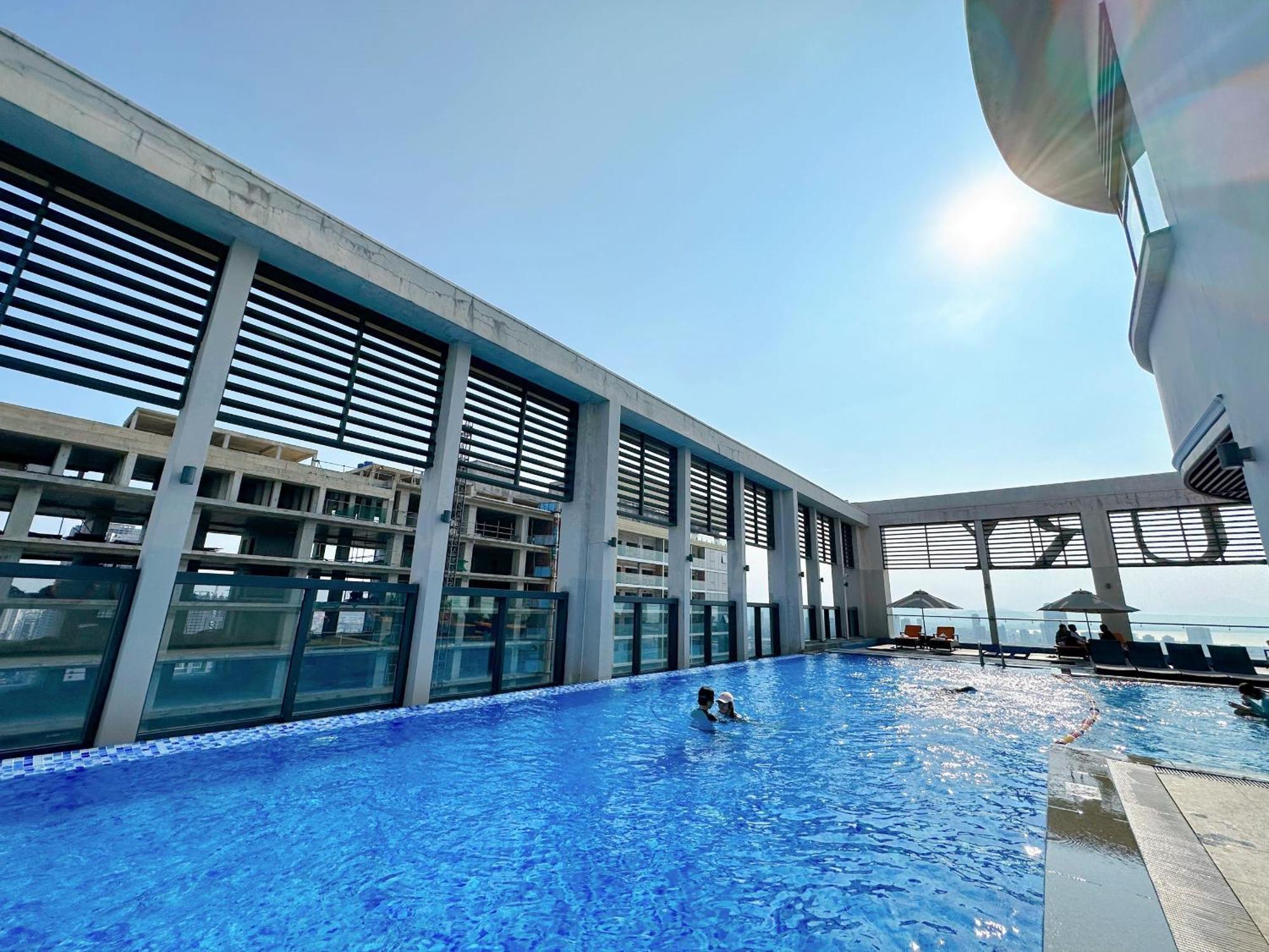 Luxury Apt Opposite Mykhe Beach ดานัง ภายนอก รูปภาพ