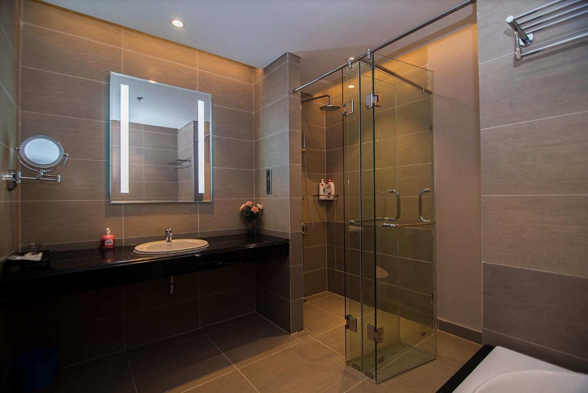 Luxury Apt Opposite Mykhe Beach ดานัง ภายนอก รูปภาพ